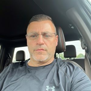 Meet your Posher, Joedy